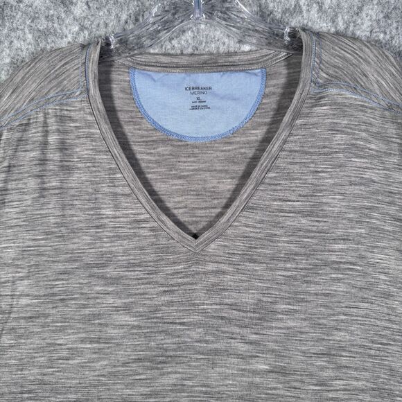 Icebreaker Merino V-Neck T Shirt Mens XL Gray Heather Blue Pocket Merino Wool